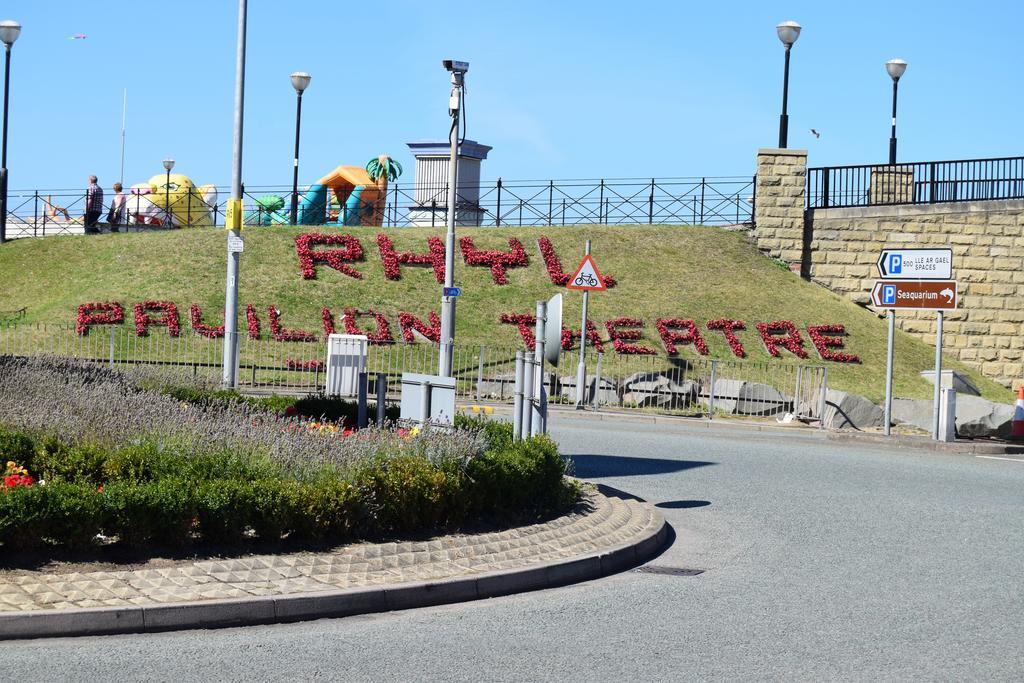 Westminster Hotel Rhyl Exteriér fotografie